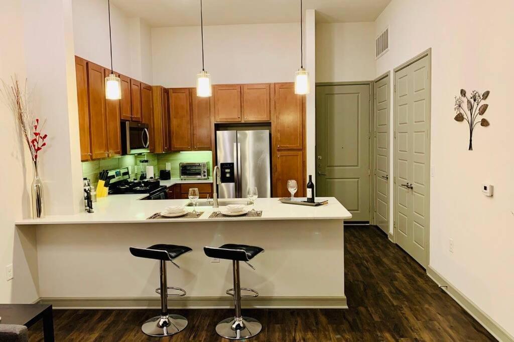 Apartament New Apart Downtown - 5min Stadium/Parks/Museum Houston Zewnętrze zdjęcie